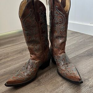 Old Gringo Brown Leather Boots in Great Used Condition